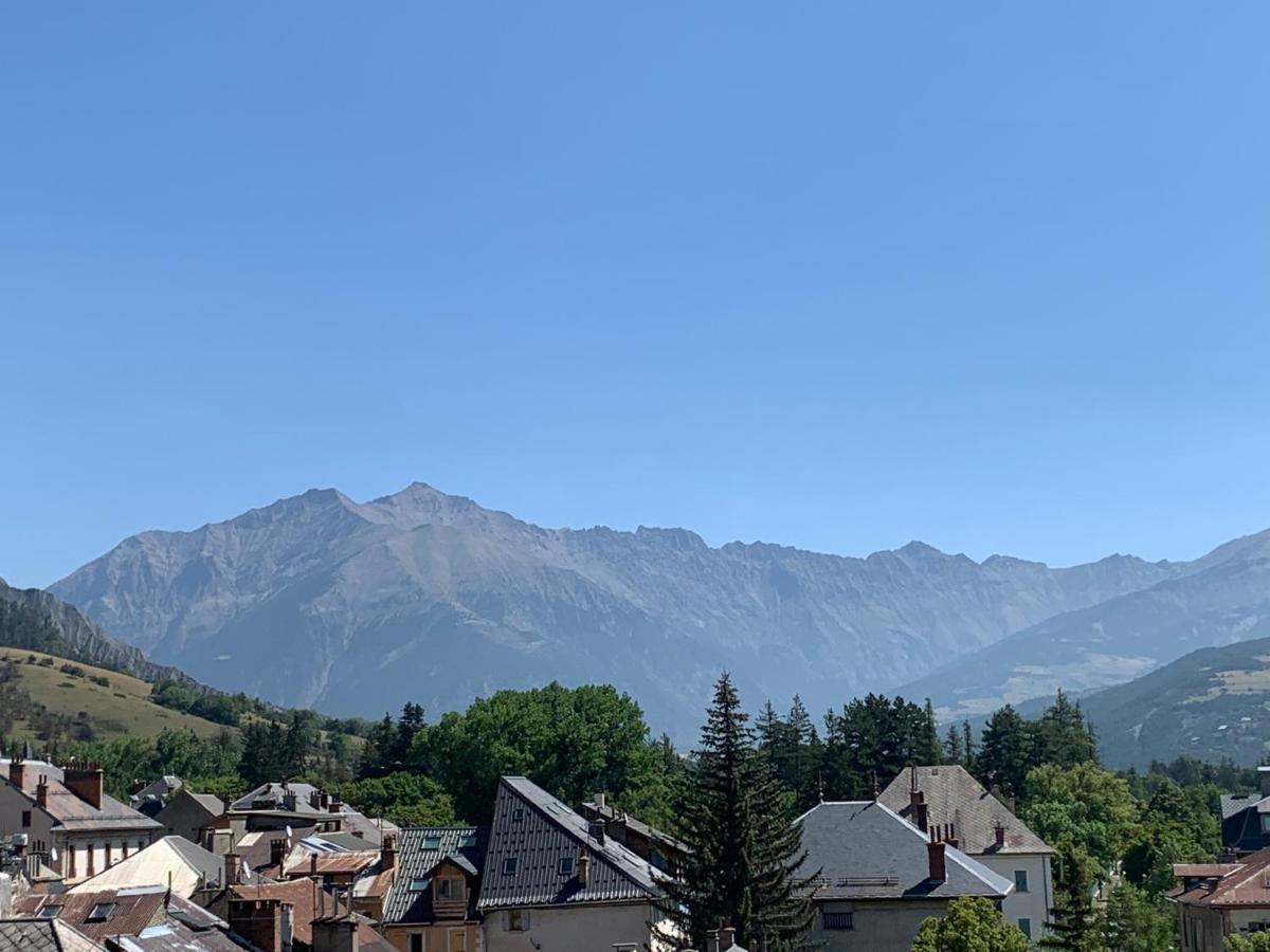 Studio Neuf Barcelonnette Ngoại thất bức ảnh